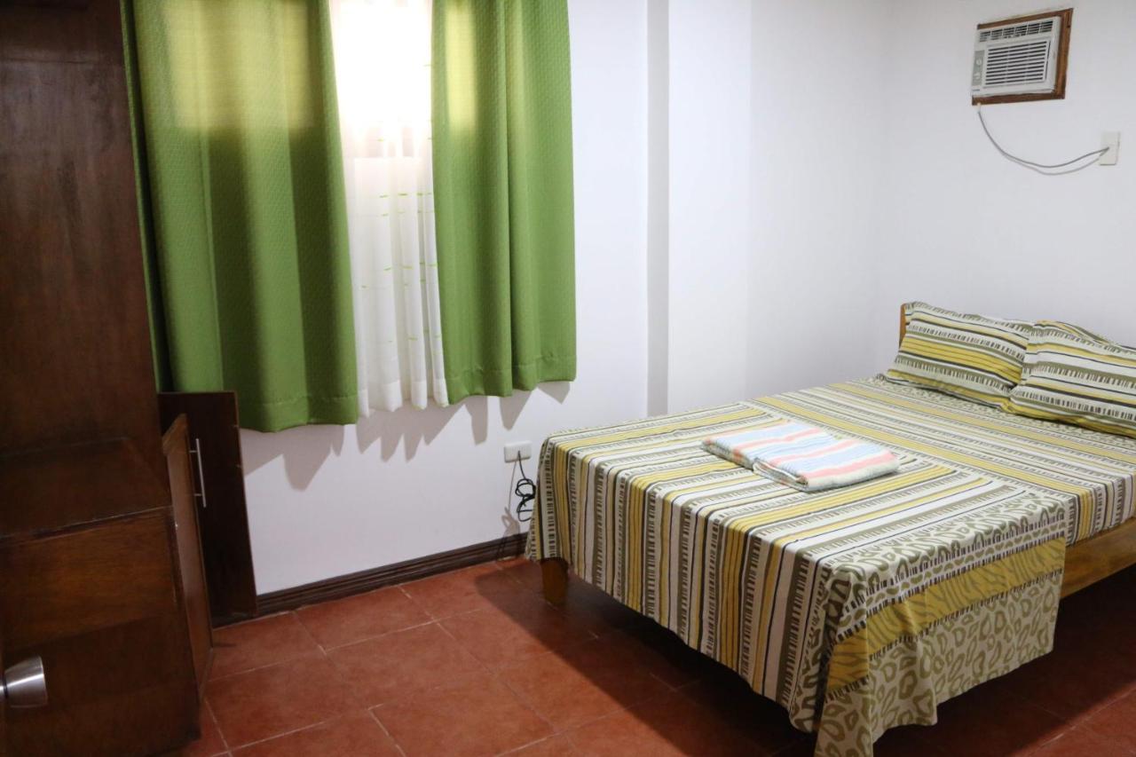 Badladz Staycation Condos Puerto Galera Bagian luar foto