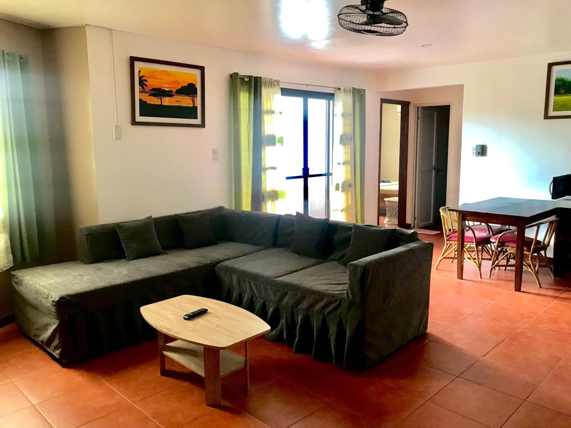 Badladz Staycation Condos Puerto Galera Bagian luar foto