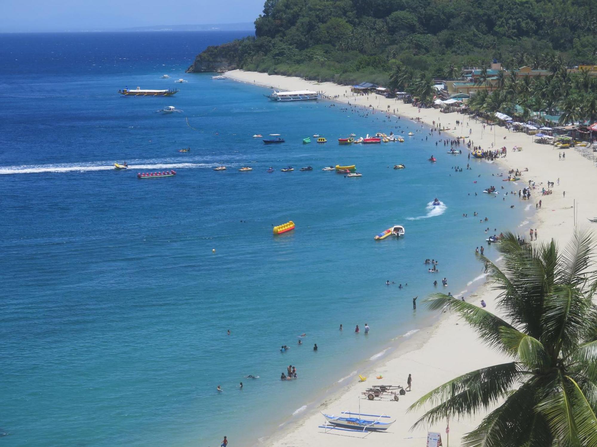 Badladz Staycation Condos Puerto Galera Bagian luar foto