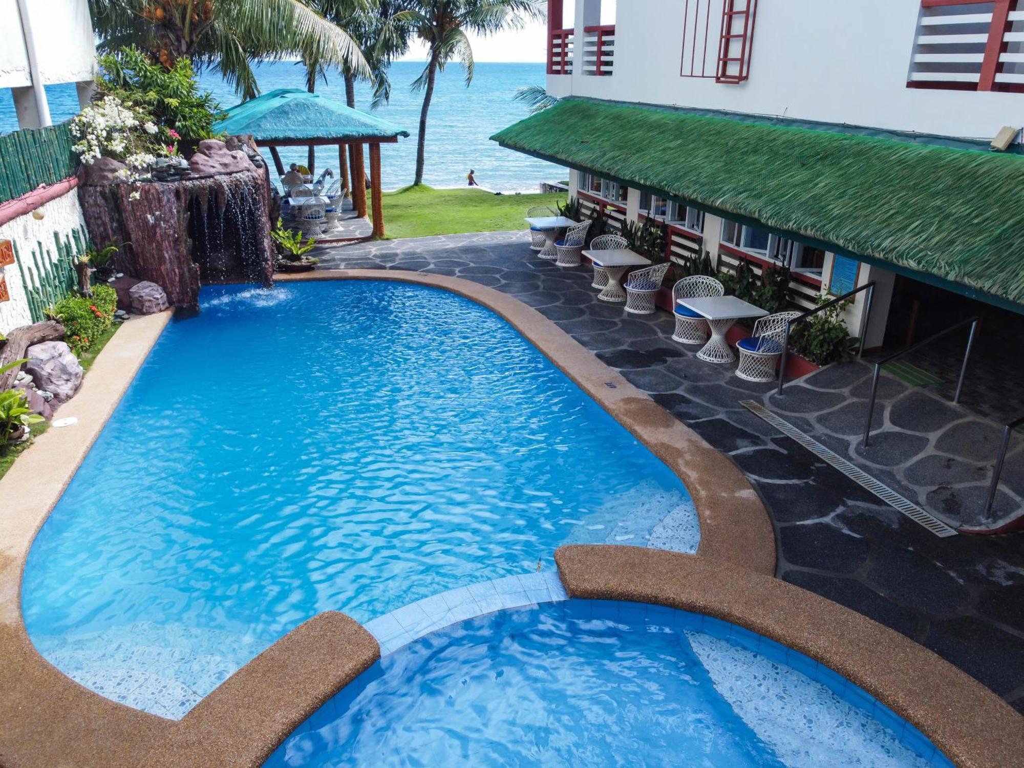 Badladz Staycation Condos Puerto Galera Bagian luar foto