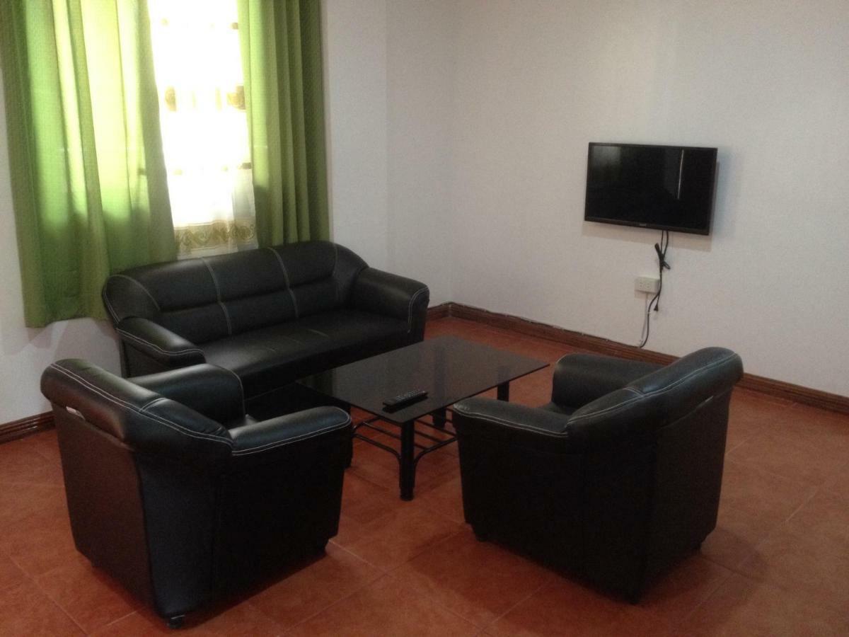 Badladz Staycation Condos Puerto Galera Bagian luar foto